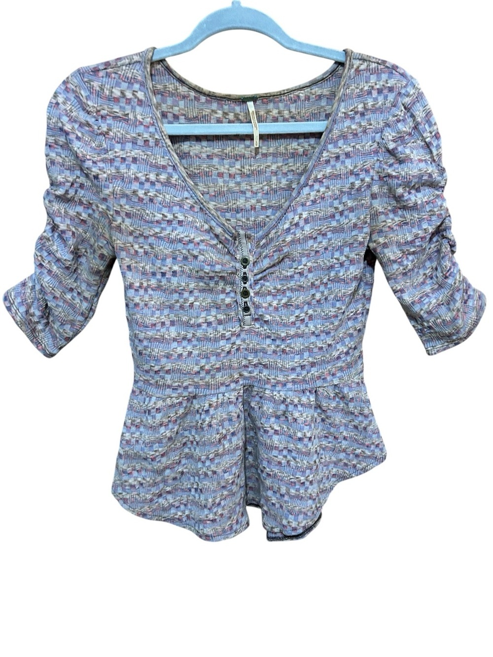 Women's Lavender Multi-Color Knit Peplum Top V-Neck with Button Detail Sz Small